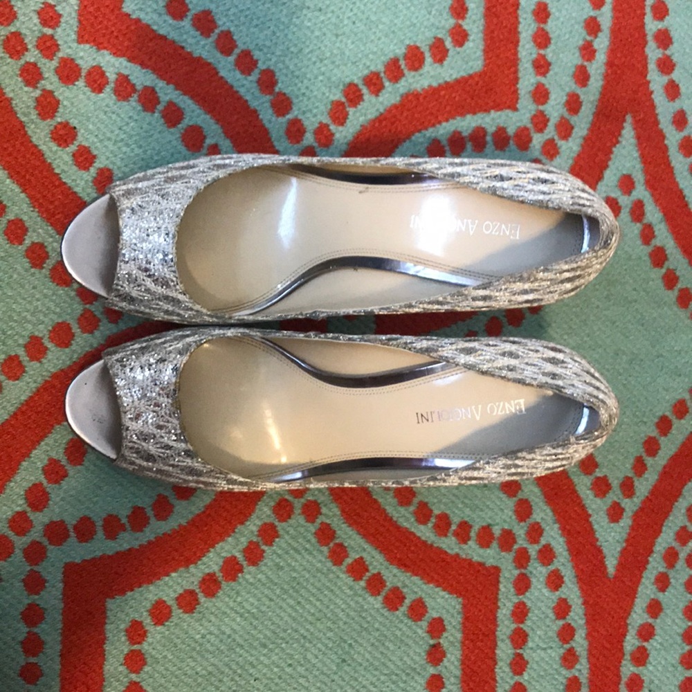 Enzo Angiolini pumps
